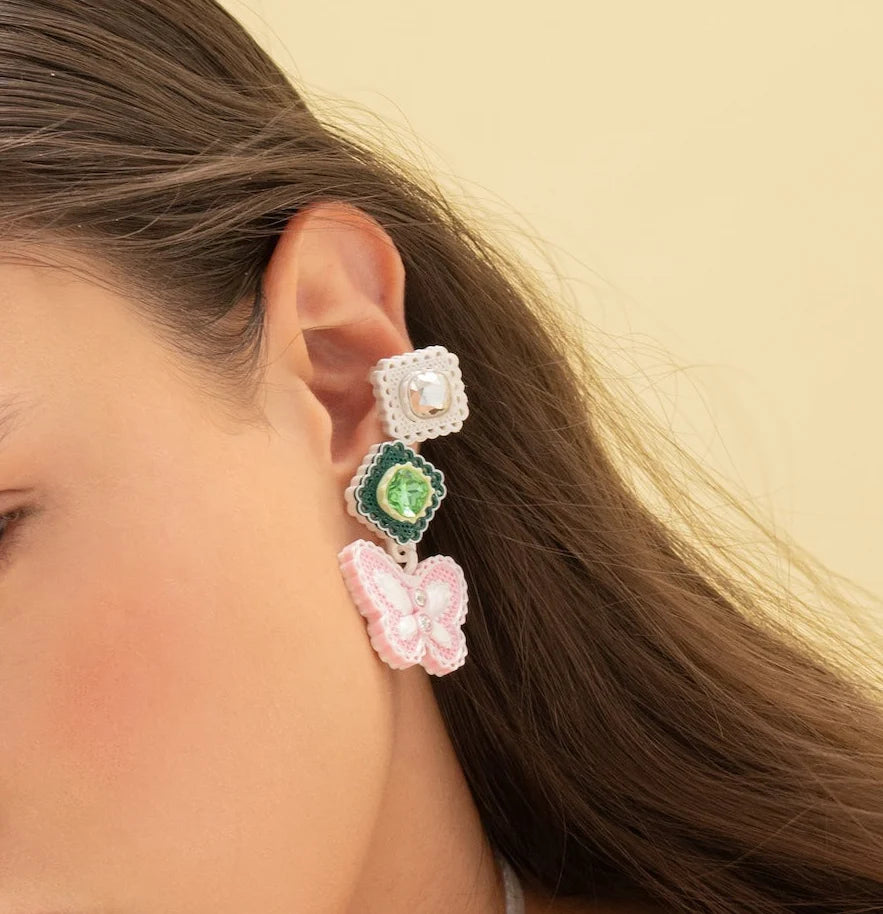 SILVER LAZE ME EARCUFF