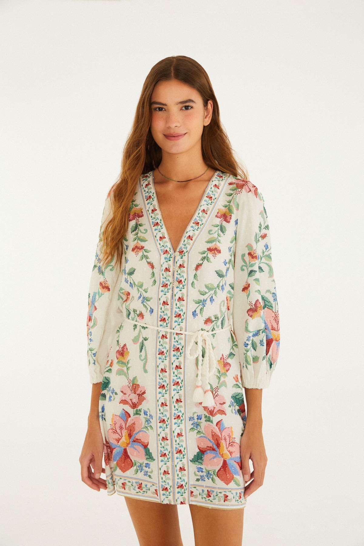 Vestido Corto Estampado Brisa Serena